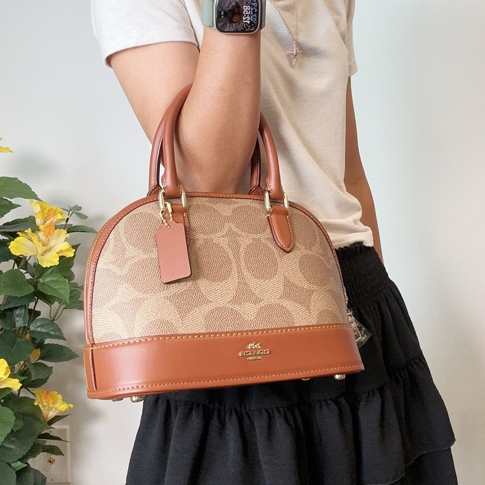 NWT Coach Sabrina Satchel Bag‎ In Signature Canvas